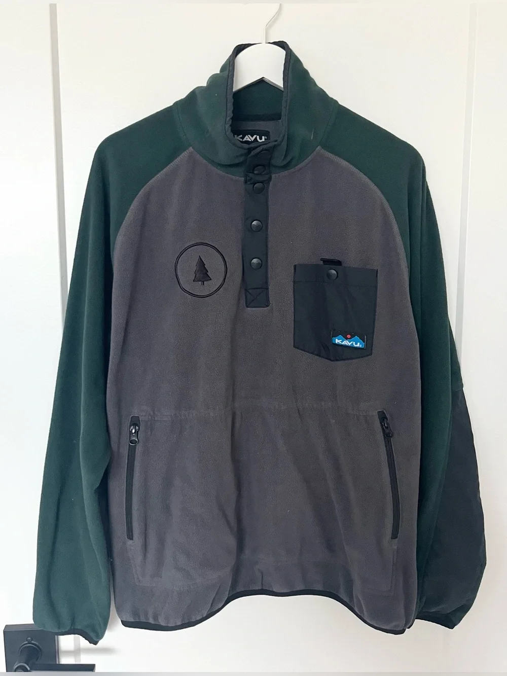 KAVU Teannaway Snap Fleece Pullover Men's M Black Hills Spruce Tree